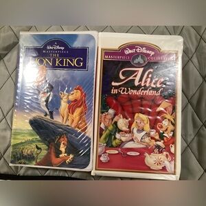VCRDisney Alice in Wonderland VHS – Red, LION KING set
